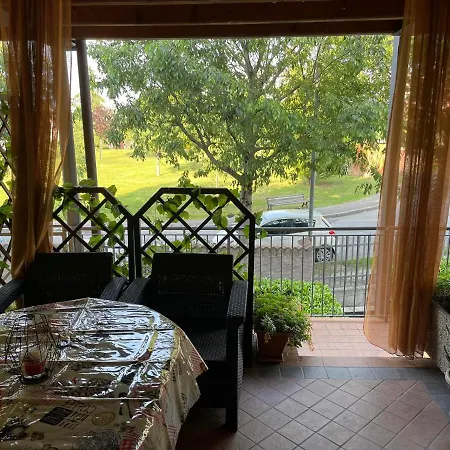 アパート Garda Felice デセンツァーノ・デル・ガルダ