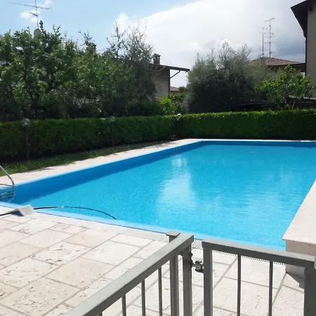 Garda Felice アパート *