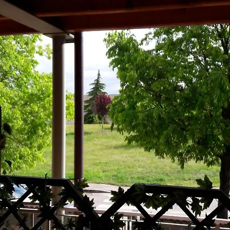 Garda Felice アパート デセンツァーノ・デル・ガルダ