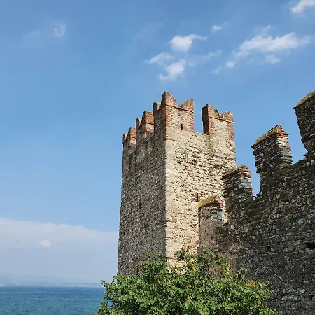 Garda Felice アパート *